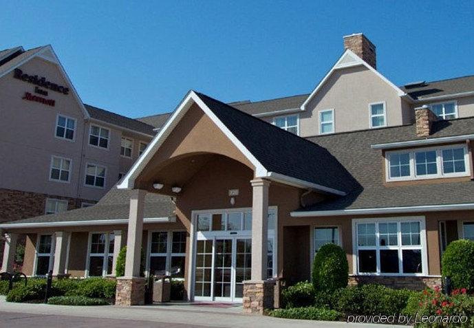 Residence Inn Bryan College Station Exterior photo