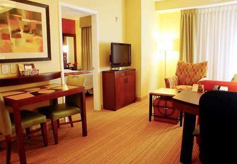 Residence Inn Bryan College Station Exterior photo